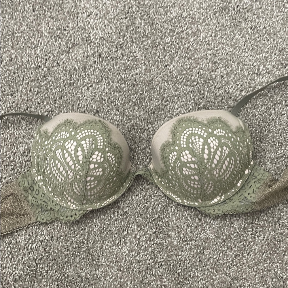Victoria's Secret Lace Bra - Olive Green